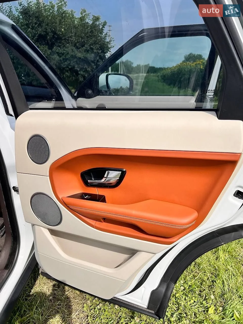 2011 Land Rover Range Rover Evoque - мініатюра 10