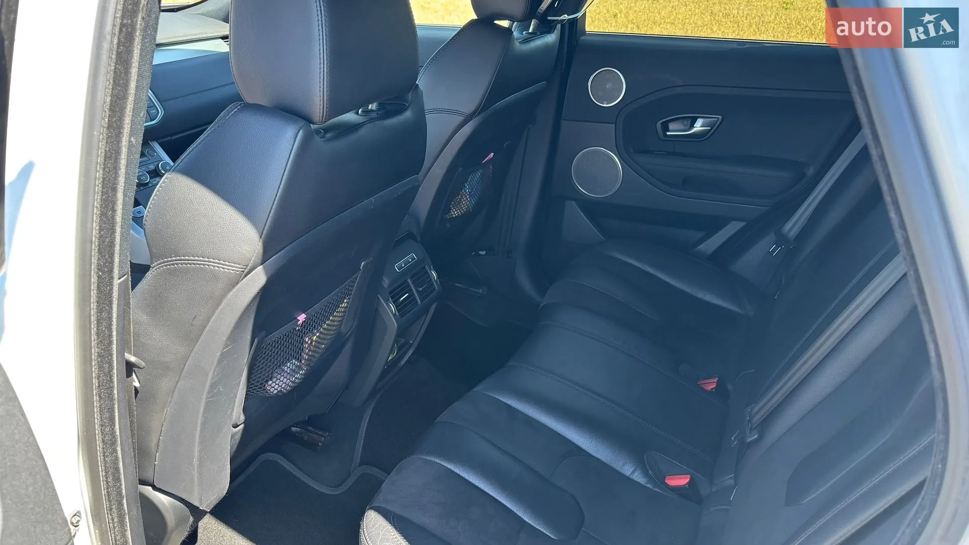 2014 Land Rover Range Rover Evoque - мініатюра 28