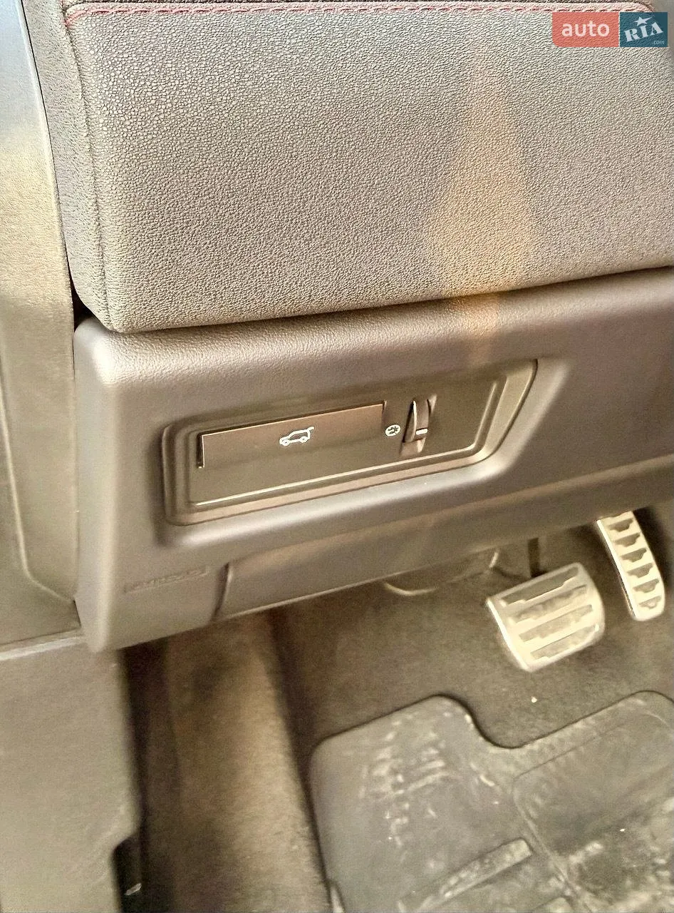 2012 Land Rover Range Rover Evoque - мініатюра 38