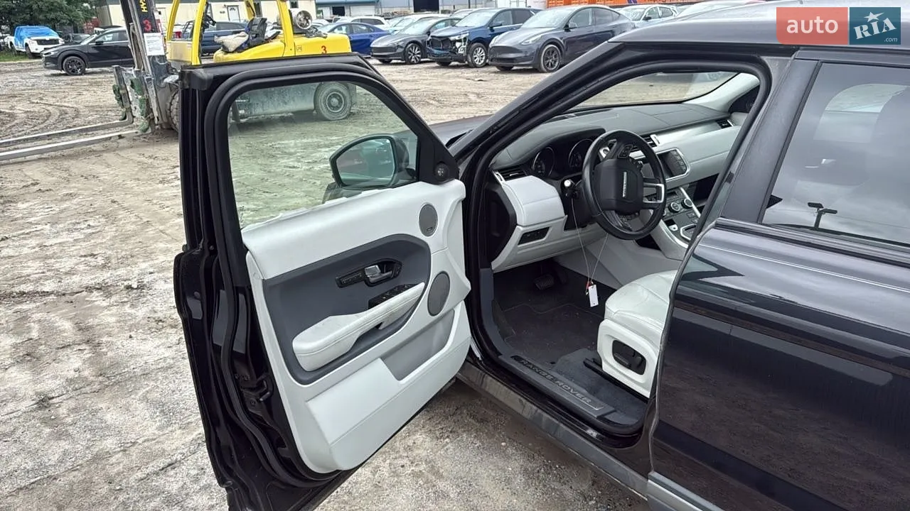 2015 Land Rover Range Rover Evoque - мініатюра 30
