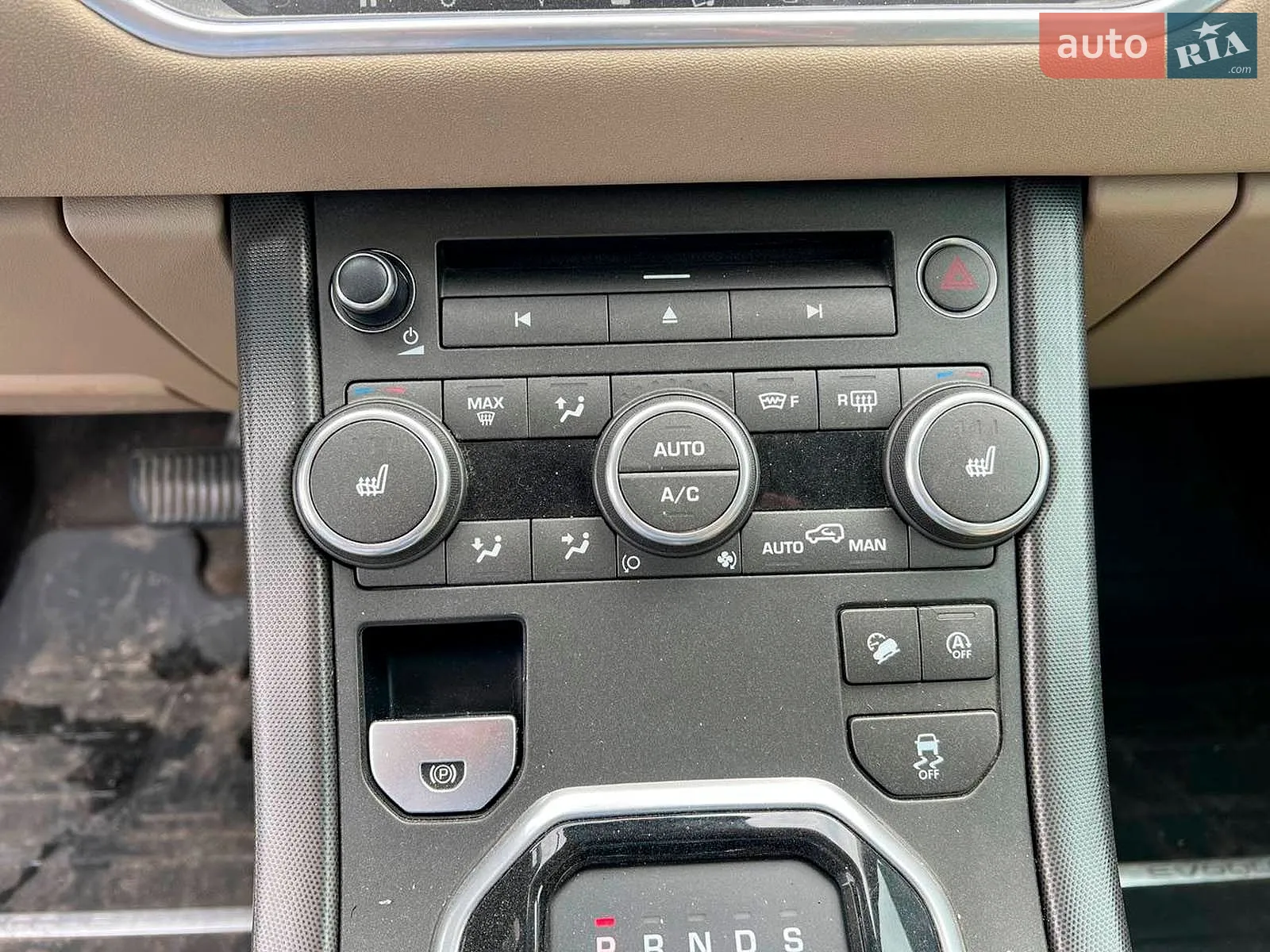 2018 Land Rover Range Rover Evoque - мініатюра 31