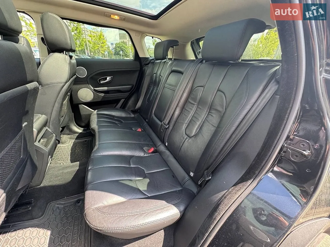 2011 Land Rover Range Rover Evoque - мініатюра 9