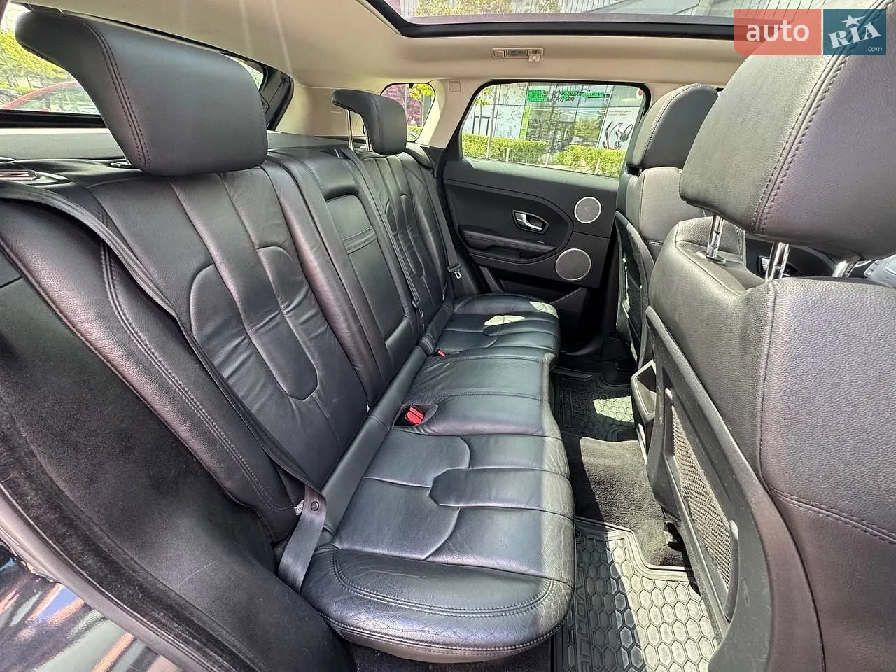 2011 Land Rover Range Rover Evoque - мініатюра 10
