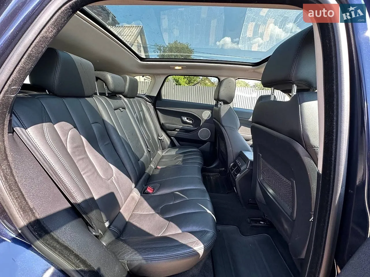 2015 Land Rover Range Rover Evoque - мініатюра 22