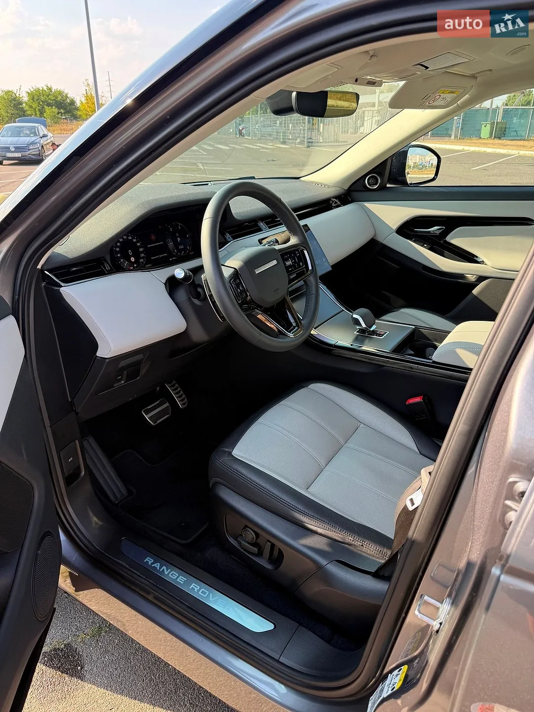 2024 Land Rover Range Rover Evoque - мініатюра 16