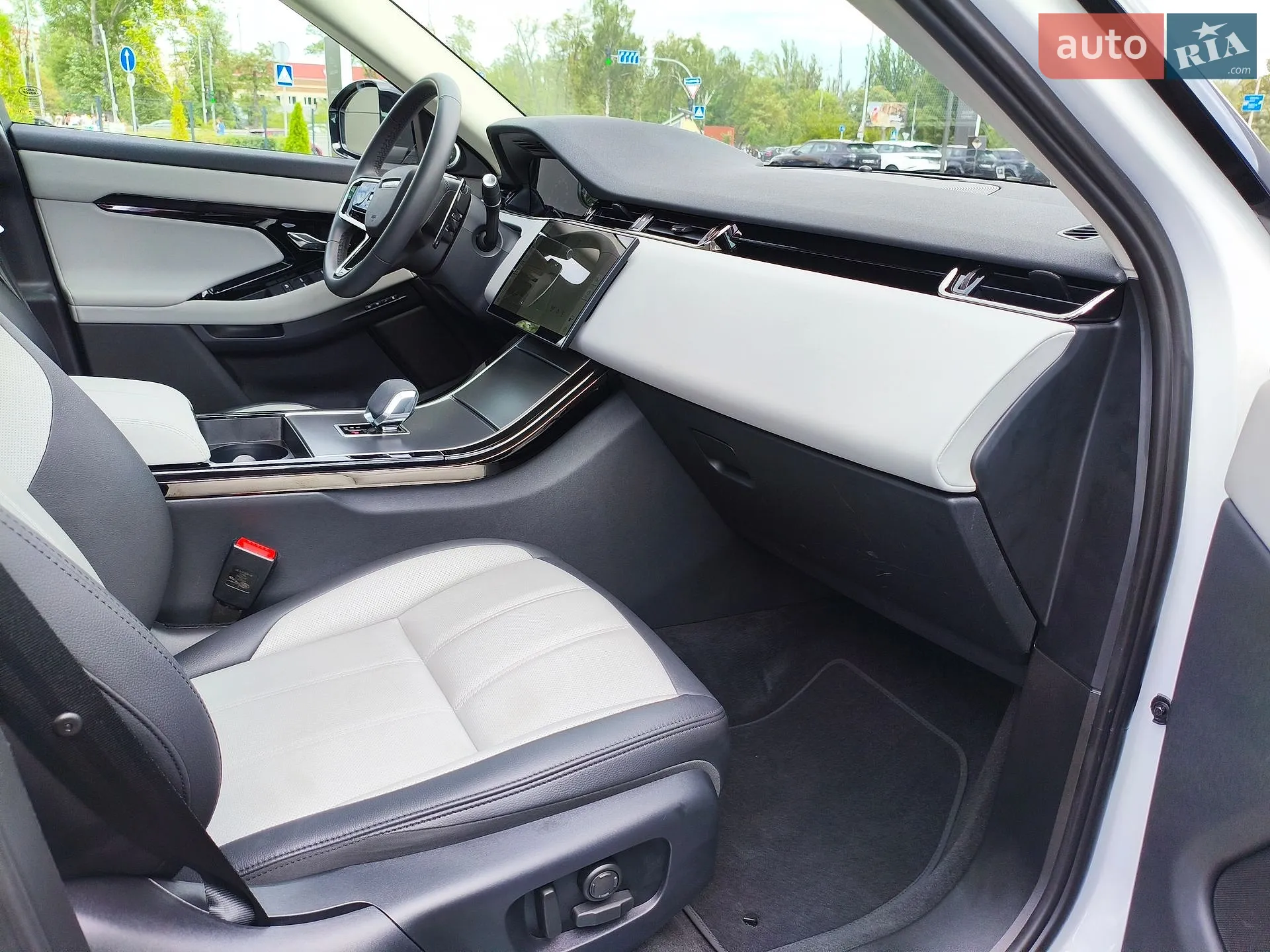 2024 Land Rover Range Rover Evoque - мініатюра 48