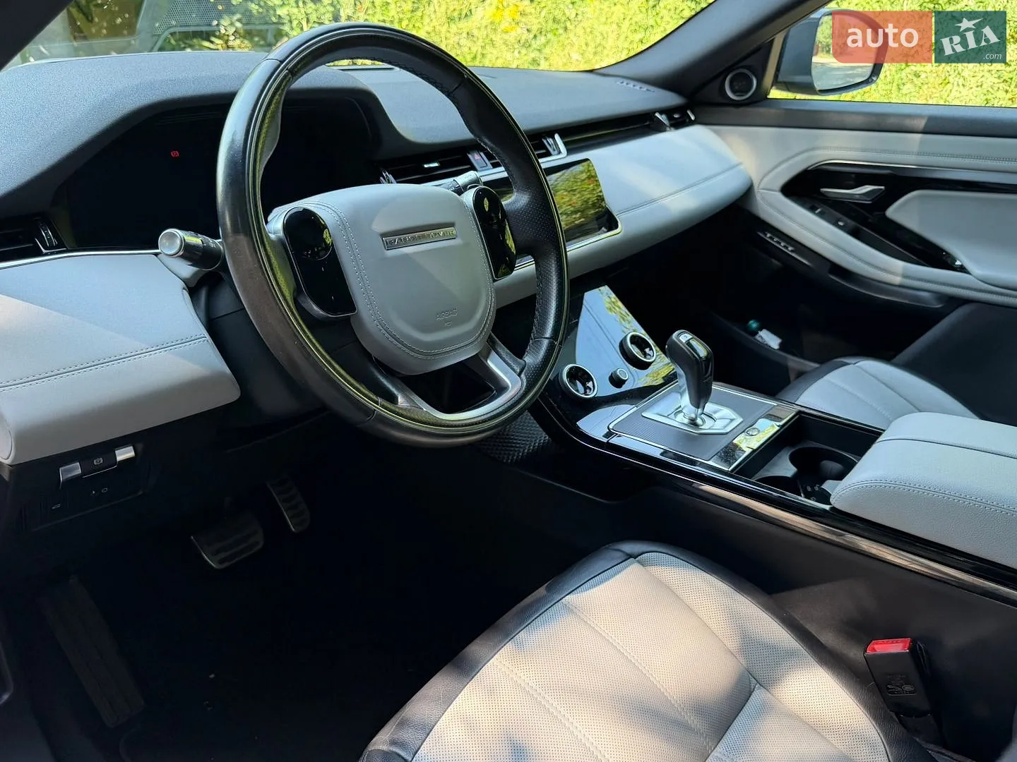 2019 Land Rover Range Rover Evoque - мініатюра 21