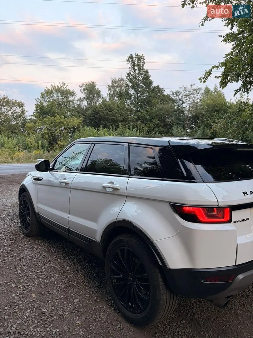 2015 Land Rover Range Rover Evoque - мініатюра 23