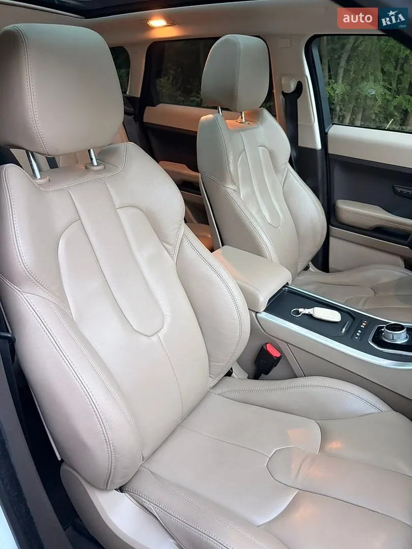 2015 Land Rover Range Rover Evoque - мініатюра 42