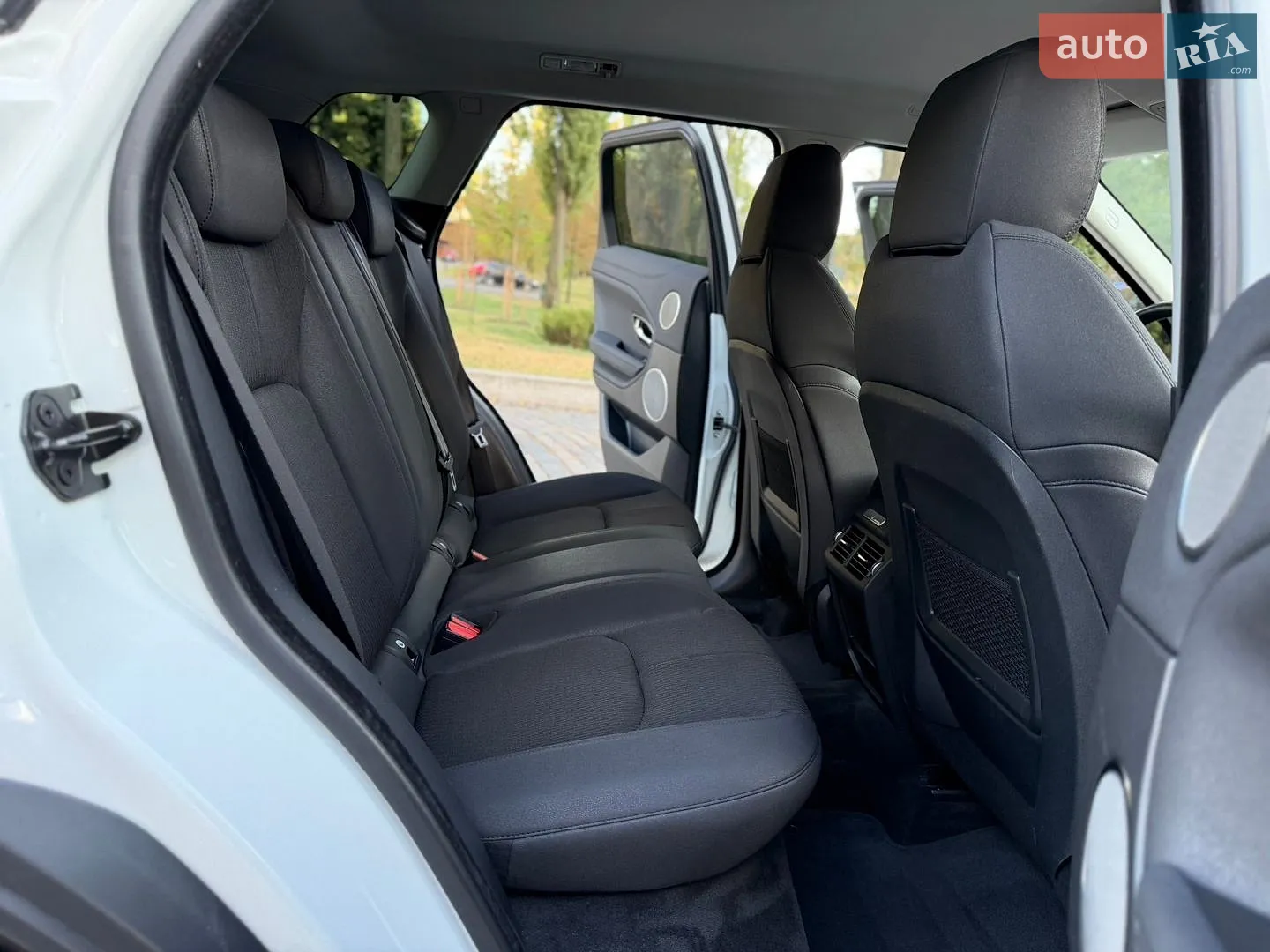 2018 Land Rover Range Rover Evoque - мініатюра 46