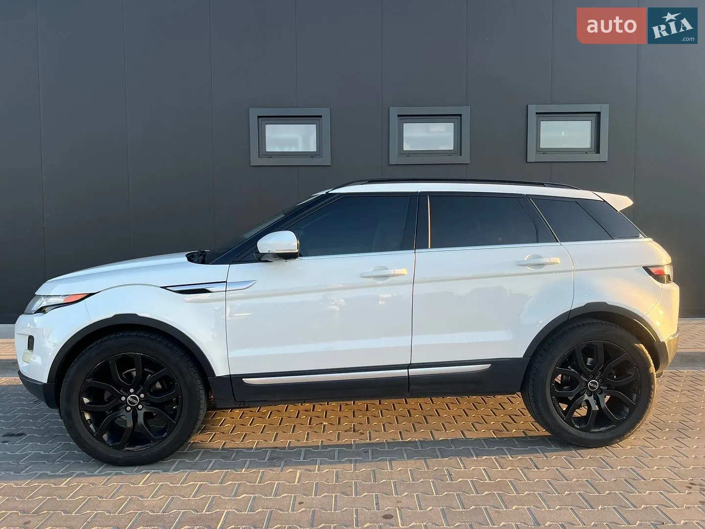 2012 Land Rover Range Rover Evoque - мініатюра 2