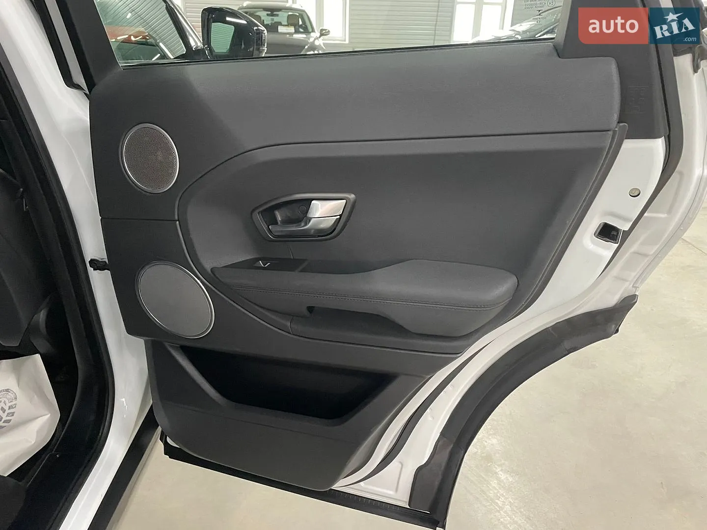 2014 Land Rover Range Rover Evoque - мініатюра 34