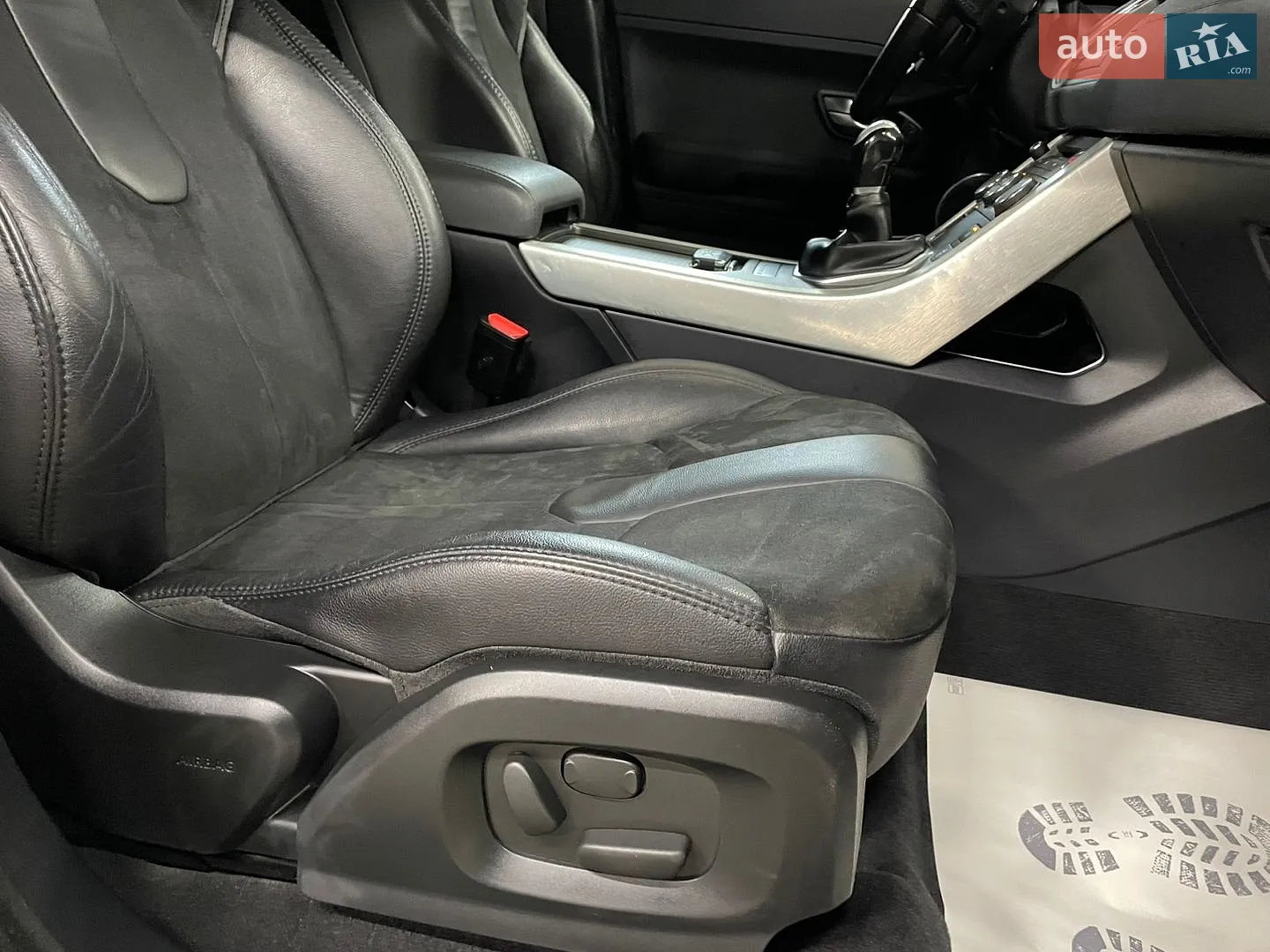 2014 Land Rover Range Rover Evoque - мініатюра 39