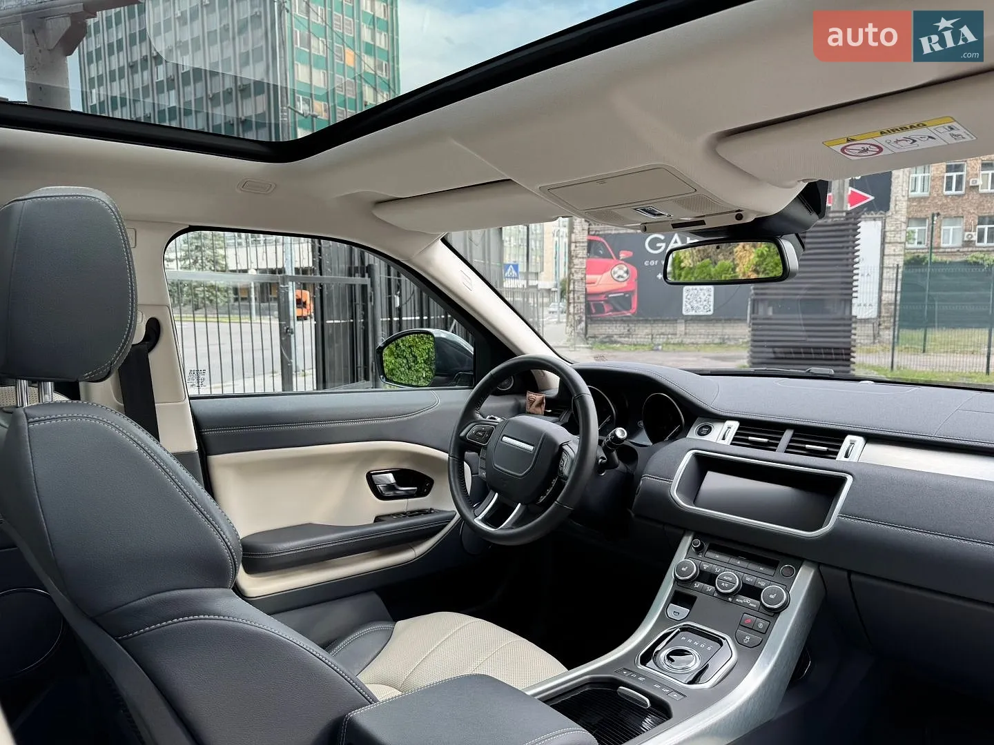 2018 Land Rover Range Rover Evoque - мініатюра 31