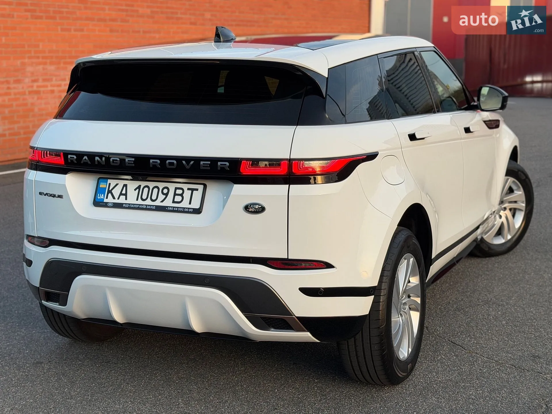 2021 Land Rover Range Rover Evoque - мініатюра 14