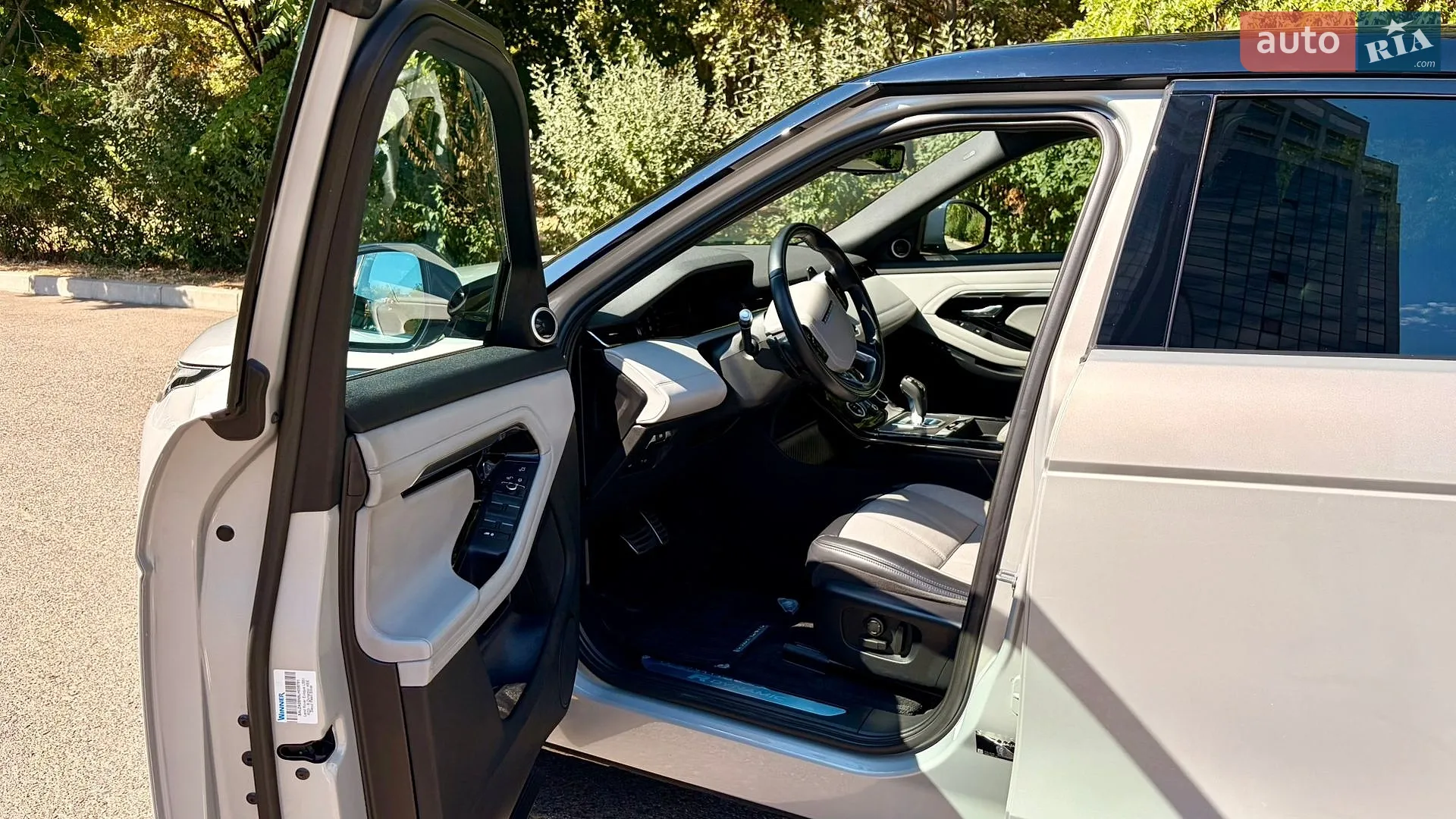 2019 Land Rover Range Rover Evoque - мініатюра 11