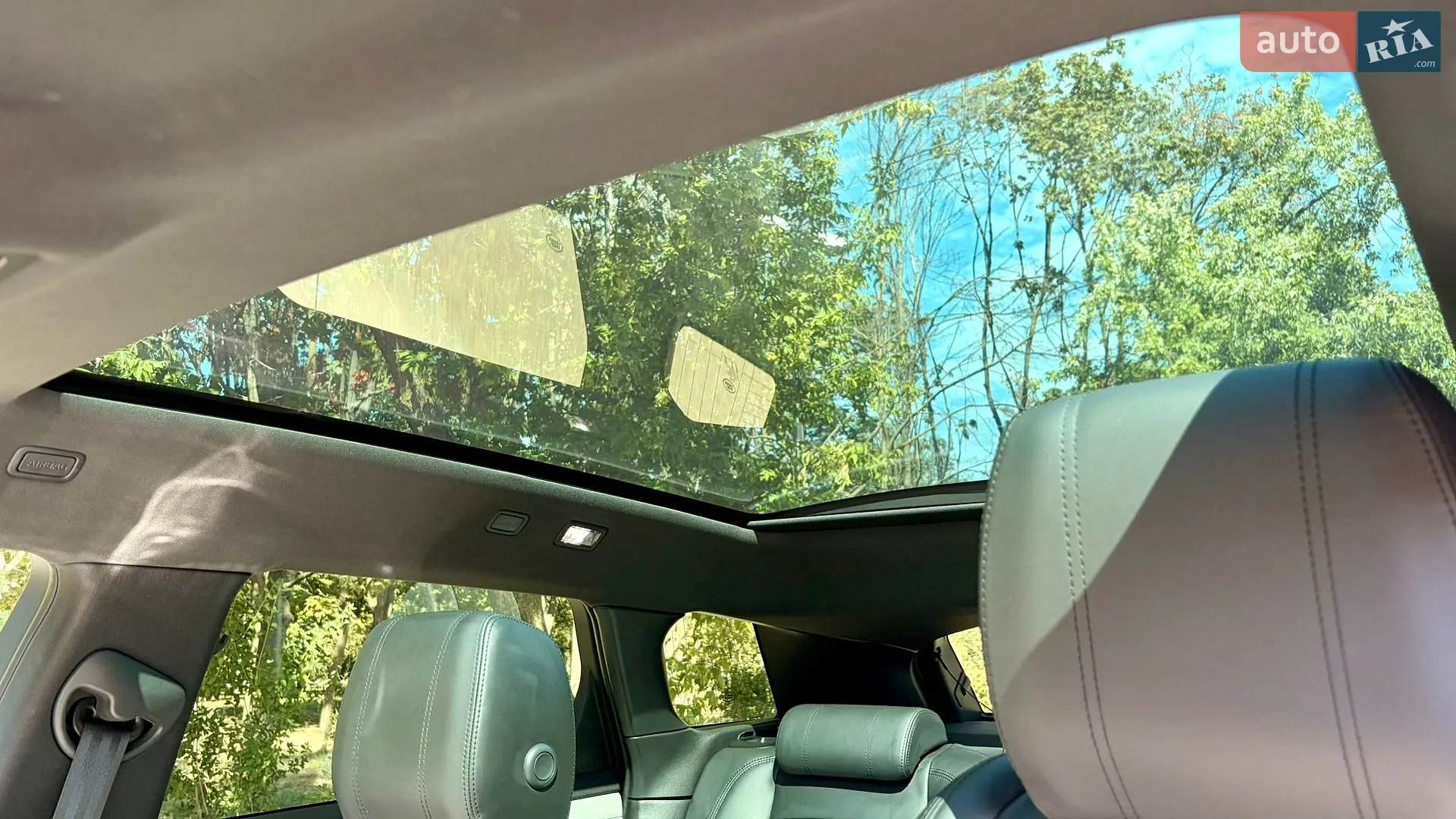 2019 Land Rover Range Rover Evoque - мініатюра 33