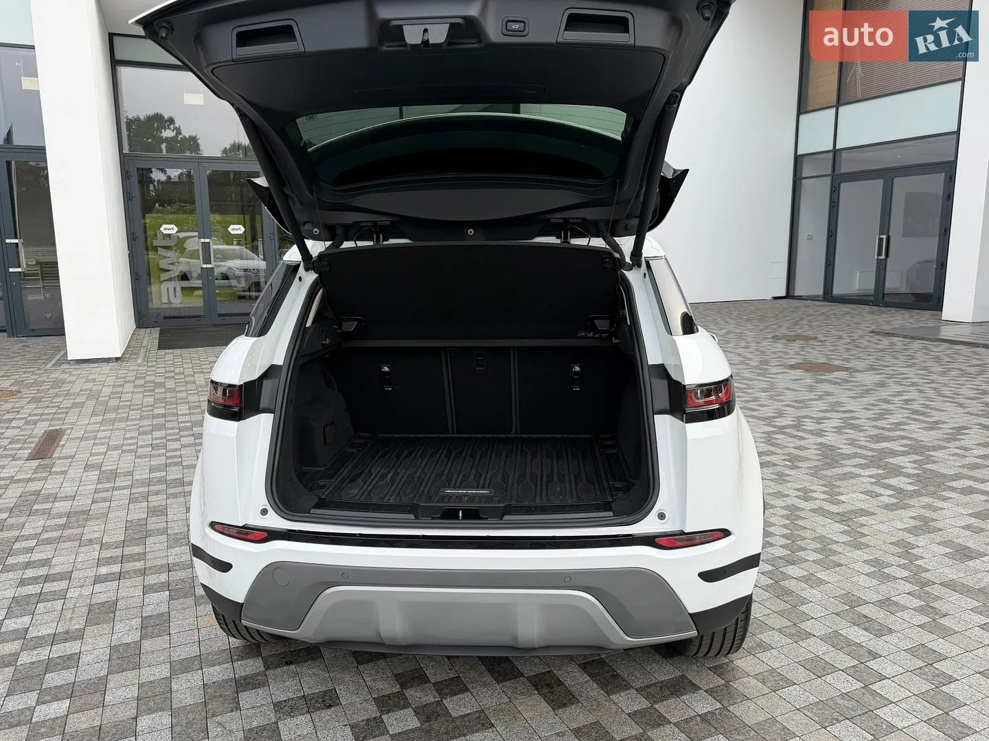 2019 Land Rover Range Rover Evoque - мініатюра 12