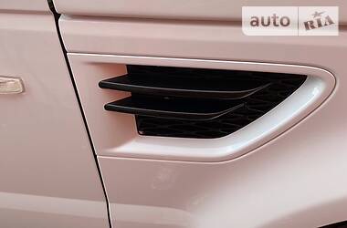 Позашляховик / Кросовер Land Rover Range Rover Sport 2011 в 