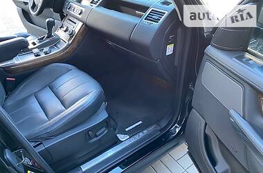 Позашляховик / Кросовер Land Rover Range Rover Sport 2010 в 