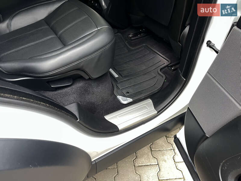 Позашляховик / Кросовер Land Rover Range Rover Sport 2018 в Львові