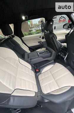 Внедорожник / Кроссовер Land Rover Range Rover Sport 2017 в 