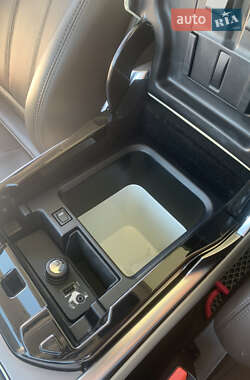 Внедорожник / Кроссовер Land Rover Range Rover Sport 2013 в 