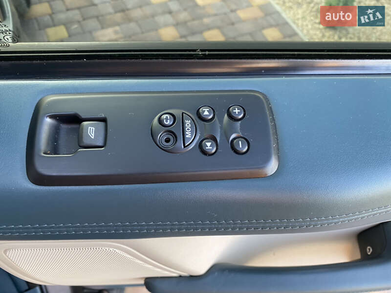 Внедорожник / Кроссовер Land Rover Range Rover Sport 2012 в Черновцах