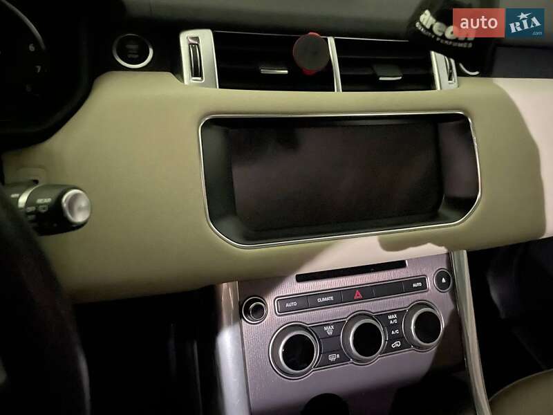 Внедорожник / Кроссовер Land Rover Range Rover Sport 2016 в Киеве