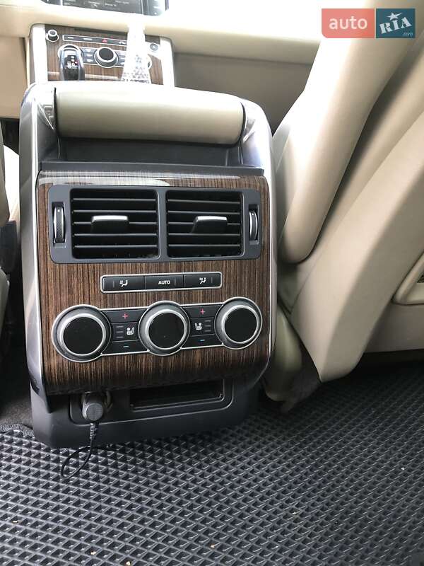 Внедорожник / Кроссовер Land Rover Range Rover Sport 2014 в Черновцах