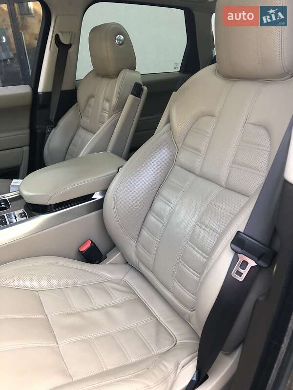 Внедорожник / Кроссовер Land Rover Range Rover Sport 2014 в Черновцах