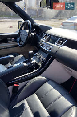 Внедорожник / Кроссовер Land Rover Range Rover Sport 2013 в 