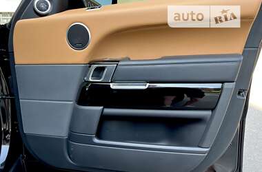 Позашляховик / Кросовер Land Rover Range Rover Sport 2019 в 