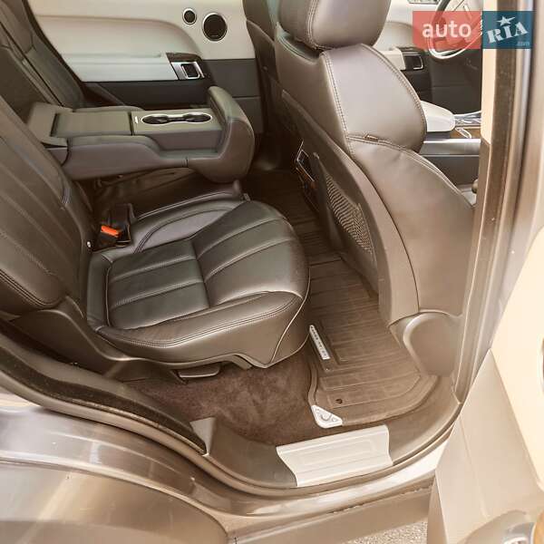 Внедорожник / Кроссовер Land Rover Range Rover Sport 2016 в Киеве