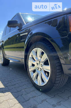 Внедорожник / Кроссовер Land Rover Range Rover Sport 2012 в Черновцах