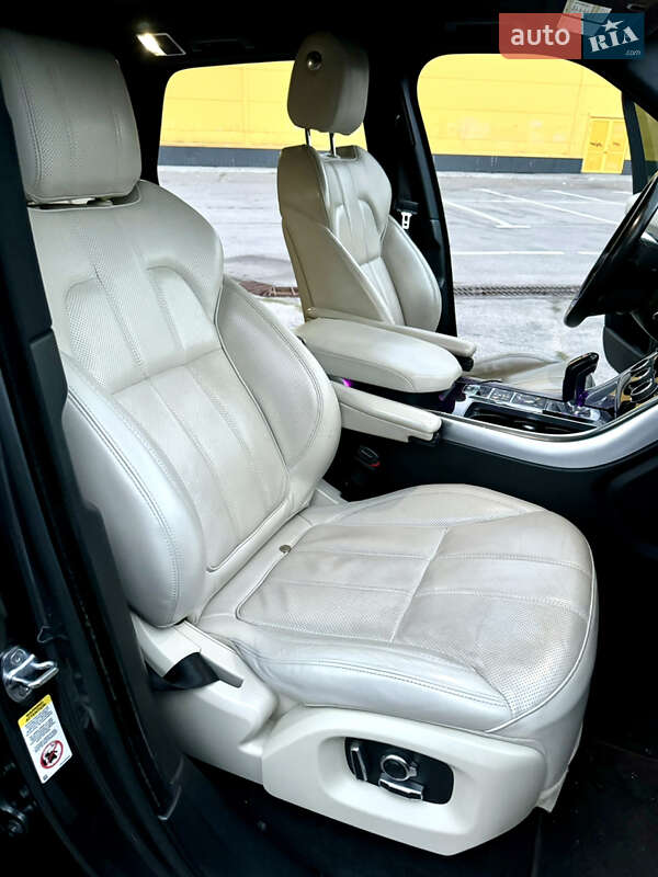 Внедорожник / Кроссовер Land Rover Range Rover Sport 2016 в Киеве