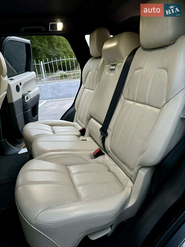 Внедорожник / Кроссовер Land Rover Range Rover Sport 2016 в Киеве