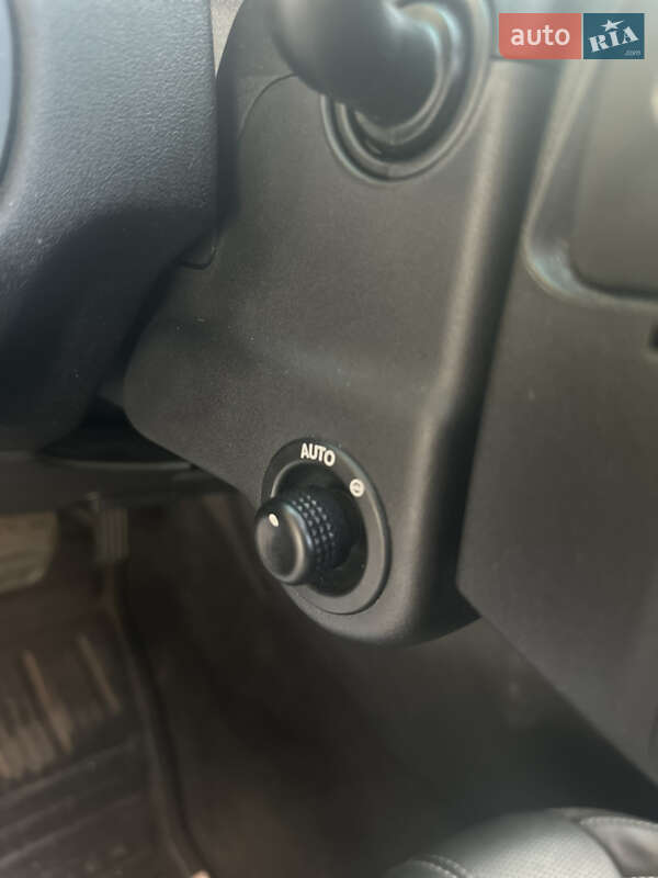 Внедорожник / Кроссовер Land Rover Range Rover Sport 2011 в Чернигове