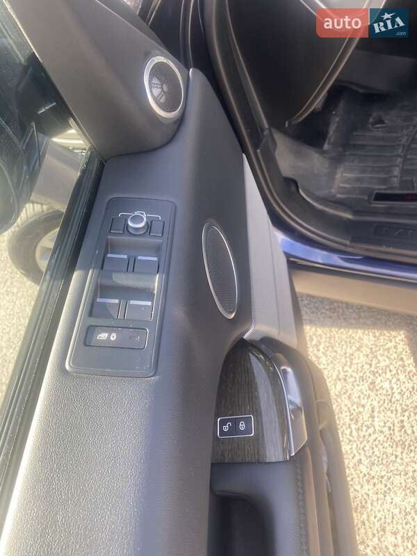 Внедорожник / Кроссовер Land Rover Range Rover Sport 2017 в Киеве