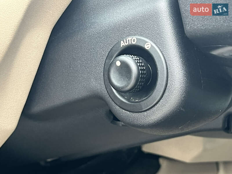 Позашляховик / Кросовер Land Rover Range Rover Sport 2012 в Києві