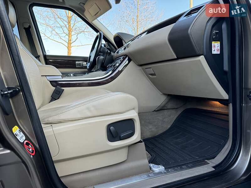 Позашляховик / Кросовер Land Rover Range Rover Sport 2010 в Одесі