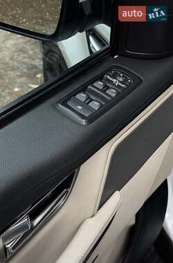 Внедорожник / Кроссовер Land Rover Range Rover Sport 2013 в 