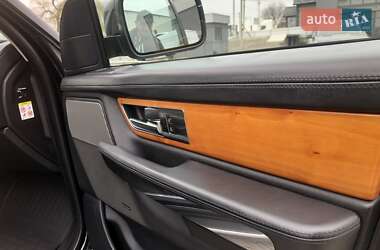 Внедорожник / Кроссовер Land Rover Range Rover Sport 2011 в 