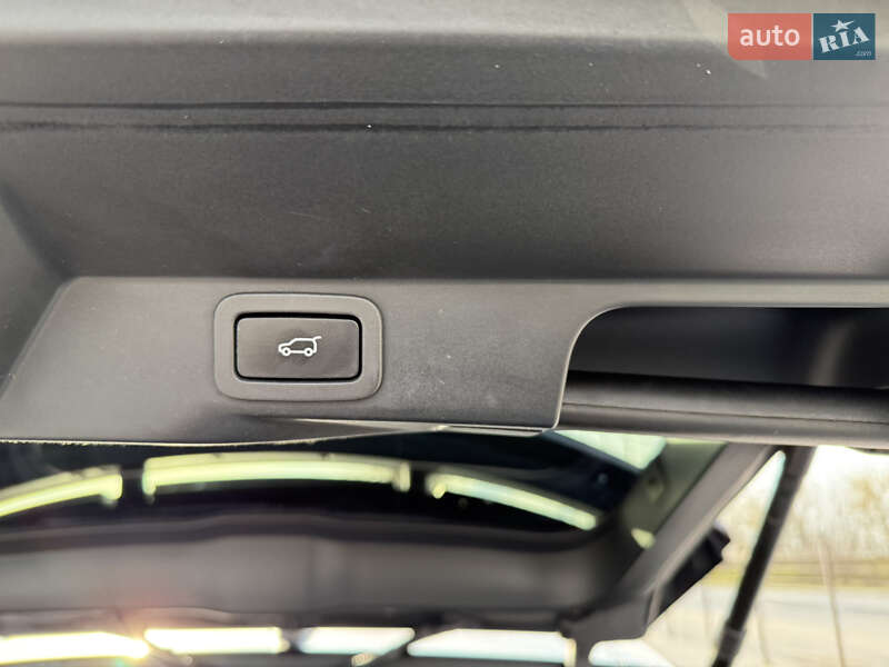 Позашляховик / Кросовер Land Rover Range Rover Sport 2019 в Тернополі