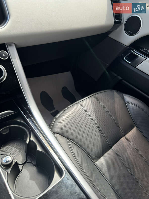 Внедорожник / Кроссовер Land Rover Range Rover Sport 2016 в Львове фото 31 Внедорожник / Кроссовер Land Rover Range Rover Sport 2016 в Львове