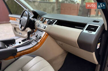 Внедорожник / Кроссовер Land Rover Range Rover Sport 2012 в 
