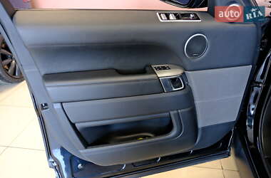 Позашляховик / Кросовер Land Rover Range Rover Sport 2019 в 