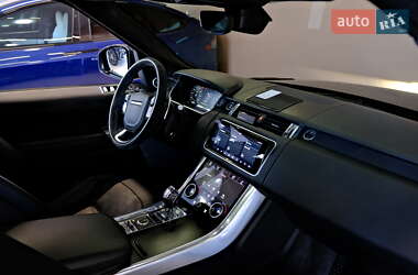 Позашляховик / Кросовер Land Rover Range Rover Sport 2019 в 