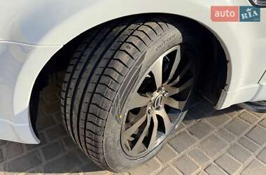 Внедорожник / Кроссовер Land Rover Range Rover Sport 2012 в 
