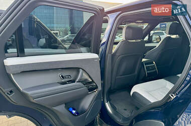 Позашляховик / Кросовер Land Rover Range Rover Sport 2023 в 